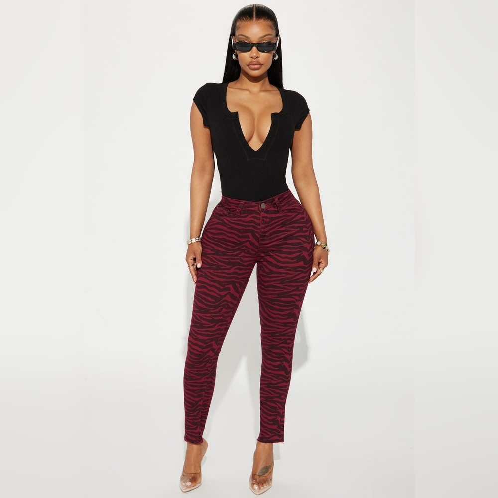 Fashion nova animal print pant